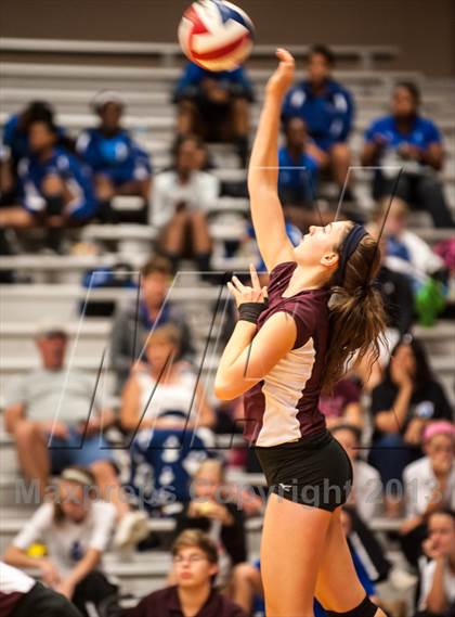 Thumbnail 2 in Rowlett vs Wylie (Garland ISD Tournament) photogallery.