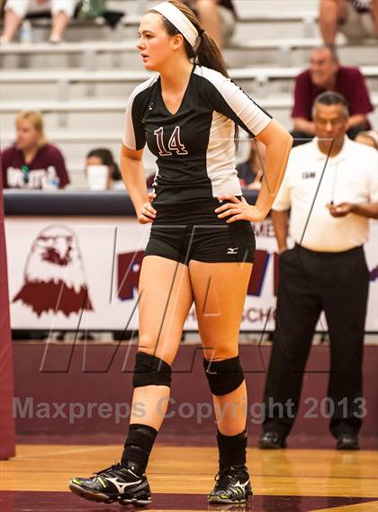 Thumbnail 2 in Rowlett vs Wylie (Garland ISD Tournament) photogallery.