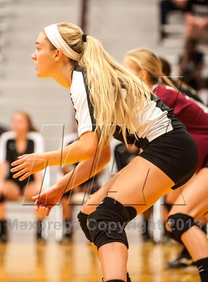 Thumbnail 2 in Rowlett vs Wylie (Garland ISD Tournament) photogallery.
