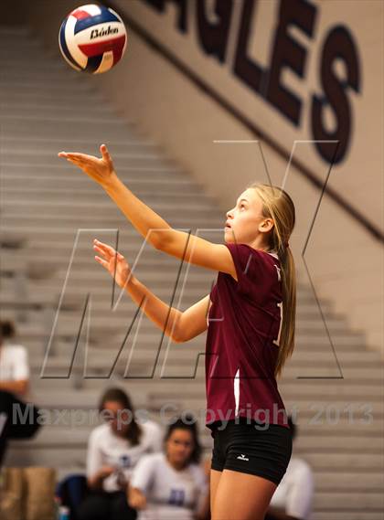 Thumbnail 2 in Rowlett vs Wylie (Garland ISD Tournament) photogallery.