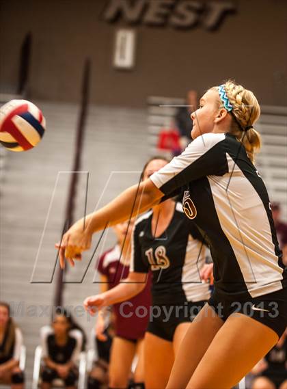 Thumbnail 1 in Rowlett vs Wylie (Garland ISD Tournament) photogallery.