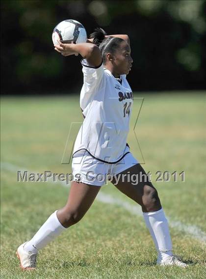 Thumbnail 2 in Mount Everett vs. Sabis International (Kick It For Kidneys Tournament) photogallery.