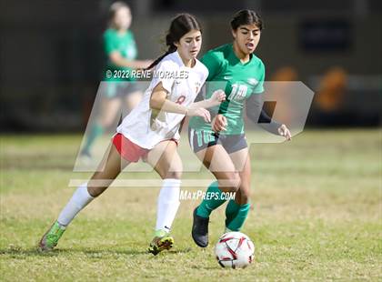 Thumbnail 1 in Taft vs Eagle Rock photogallery.