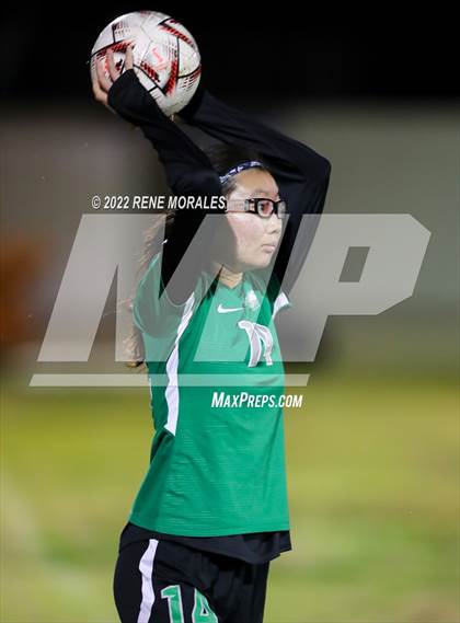 Thumbnail 2 in Taft vs Eagle Rock photogallery.