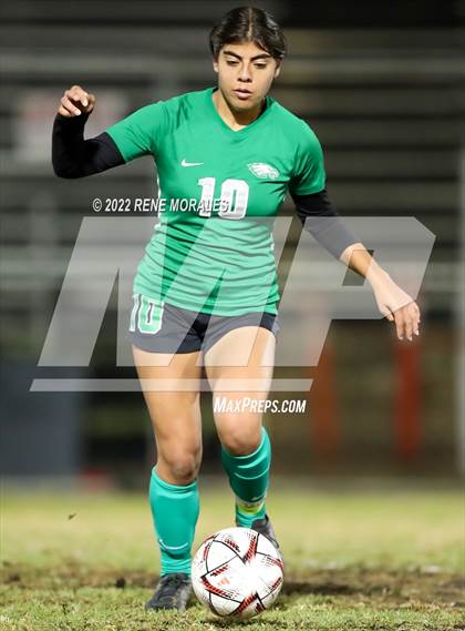 Thumbnail 3 in Taft vs Eagle Rock photogallery.