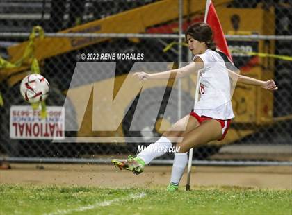Thumbnail 1 in Taft vs Eagle Rock photogallery.