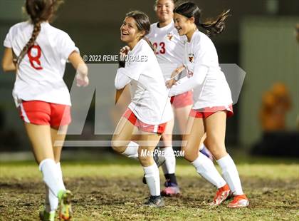 Thumbnail 3 in Taft vs Eagle Rock photogallery.