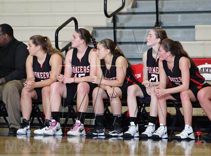 Thumbnail 3 in Oregon City vs. Clackamas (Nike Interstate Shootout) photogallery.