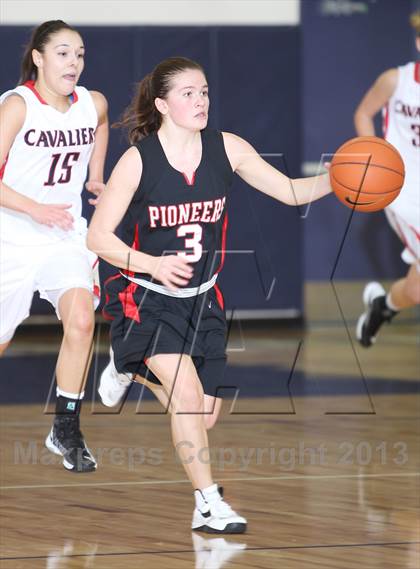 Thumbnail 2 in Oregon City vs. Clackamas (Nike Interstate Shootout) photogallery.
