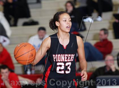 Thumbnail 1 in Oregon City vs. Clackamas (Nike Interstate Shootout) photogallery.