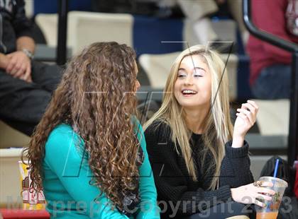 Thumbnail 2 in Oregon City vs. Clackamas (Nike Interstate Shootout) photogallery.