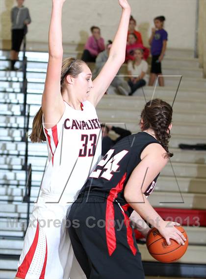 Thumbnail 1 in Oregon City vs. Clackamas (Nike Interstate Shootout) photogallery.