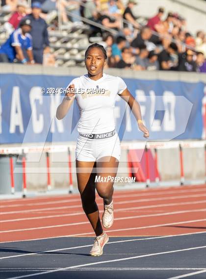 Thumbnail 2 in CIF State Championships (400m Finals) photogallery.