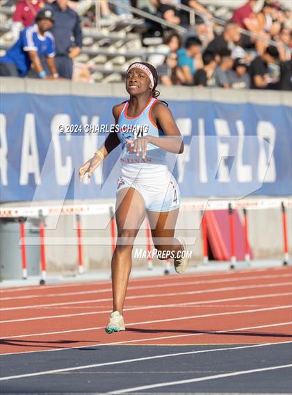 Thumbnail 2 in CIF State Championships (400m Finals) photogallery.