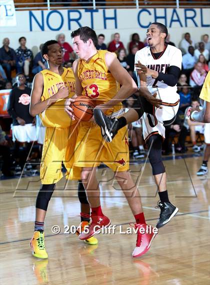 Thumbnail 3 in Calvert Hall vs. Linden (Rotary Roundball Classic Final) photogallery.