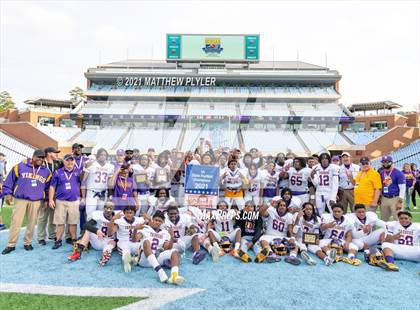 Thumbnail 1 in Tarboro vs. Mitchell (NCHSAA 1A Final - 1 of 2) photogallery.