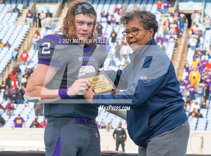Thumbnail 1 in Tarboro vs. Mitchell (NCHSAA 1A Final - 1 of 2) photogallery.