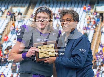 Thumbnail 1 in Tarboro vs. Mitchell (NCHSAA 1A Final - 1 of 2) photogallery.