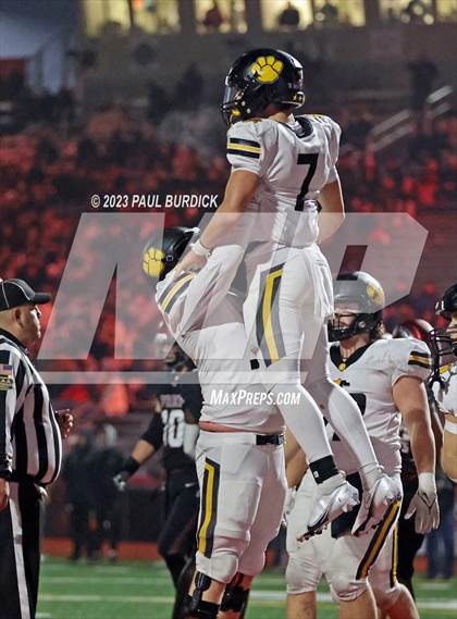 Thumbnail 3 in St. Joseph's Prep vs. North Allegheny (PIAA 6A Championship) photogallery.