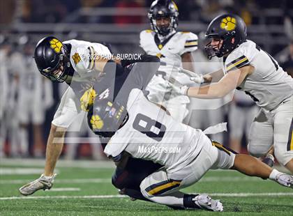 Thumbnail 2 in St. Joseph's Prep vs. North Allegheny (PIAA 6A Championship) photogallery.