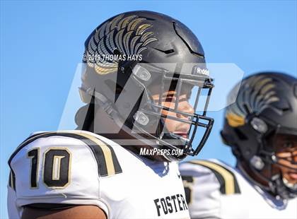 Thumbnail 2 in Foster vs. Georgetown (UIL 5A Division 1 Region 3 Area Playoff) photogallery.