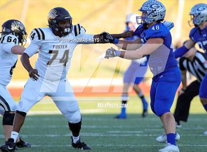 Thumbnail 3 in Foster vs. Georgetown (UIL 5A Division 1 Region 3 Area Playoff) photogallery.