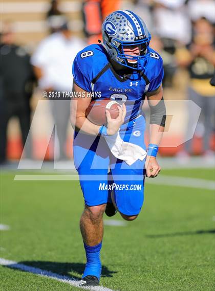 Thumbnail 2 in Foster vs. Georgetown (UIL 5A Division 1 Region 3 Area Playoff) photogallery.
