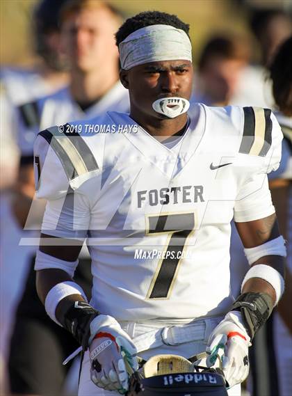 Thumbnail 3 in Foster vs. Georgetown (UIL 5A Division 1 Region 3 Area Playoff) photogallery.