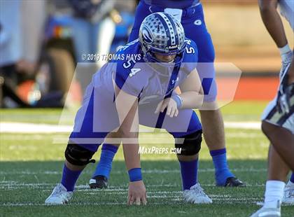 Thumbnail 1 in Foster vs. Georgetown (UIL 5A Division 1 Region 3 Area Playoff) photogallery.
