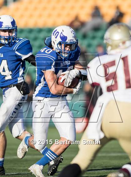 Thumbnail 3 in Cheektowaga vs. Batavia (NYSPHSAA Class B Regional Final) photogallery.