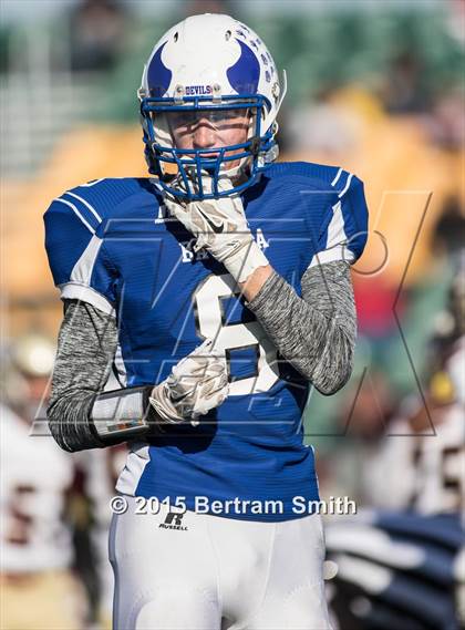 Thumbnail 1 in Cheektowaga vs. Batavia (NYSPHSAA Class B Regional Final) photogallery.
