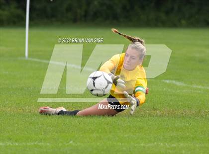 Thumbnail 3 in Niskayuna @ Shenendehowa photogallery.