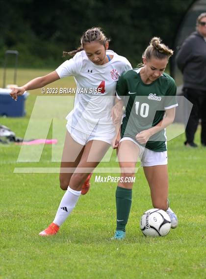 Thumbnail 3 in Niskayuna @ Shenendehowa photogallery.