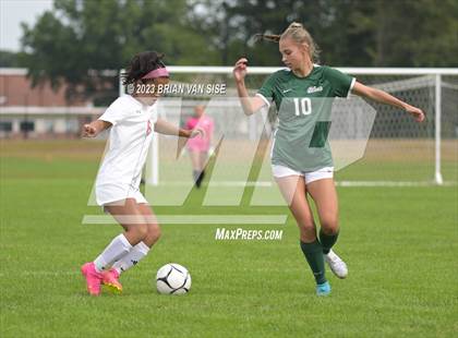 Thumbnail 3 in Niskayuna @ Shenendehowa photogallery.