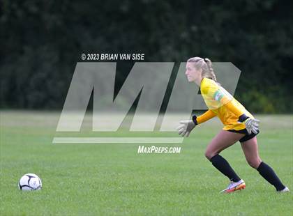 Thumbnail 3 in Niskayuna @ Shenendehowa photogallery.