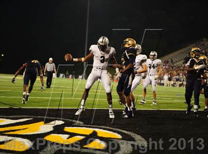 Thumbnail 3 in Our Lady of Good Counsel vs. Gilman photogallery.
