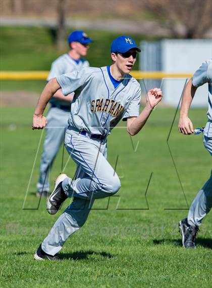 Thumbnail 3 in Maine-Endwell vs. Corning photogallery.