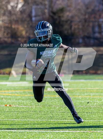 Thumbnail 3 in Lewis Mills @ Northwest Catholic photogallery.