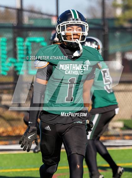 Thumbnail 3 in Lewis Mills @ Northwest Catholic photogallery.
