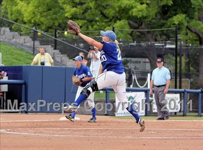 Thumbnail 3 in Minersville vs. Clarion Area (PIAA Class A Final) photogallery.