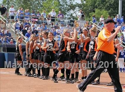 Thumbnail 3 in Minersville vs. Clarion Area (PIAA Class A Final) photogallery.