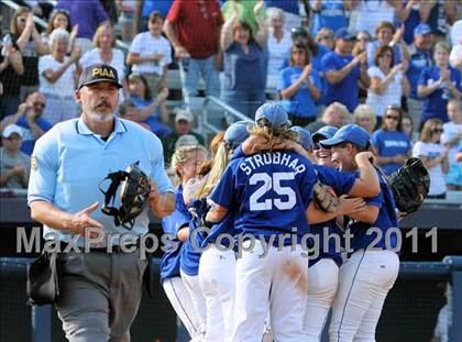 Thumbnail 2 in Minersville vs. Clarion Area (PIAA Class A Final) photogallery.