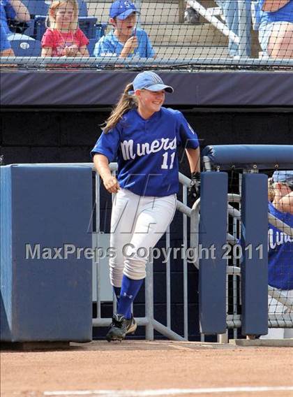 Thumbnail 3 in Minersville vs. Clarion Area (PIAA Class A Final) photogallery.