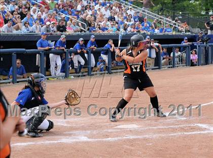 Thumbnail 3 in Minersville vs. Clarion Area (PIAA Class A Final) photogallery.