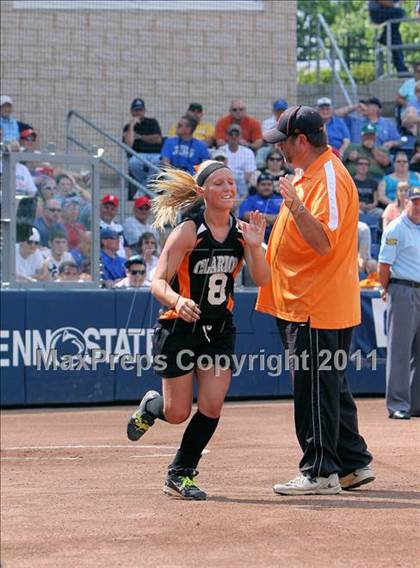 Thumbnail 2 in Minersville vs. Clarion Area (PIAA Class A Final) photogallery.