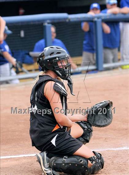 Thumbnail 1 in Minersville vs. Clarion Area (PIAA Class A Final) photogallery.