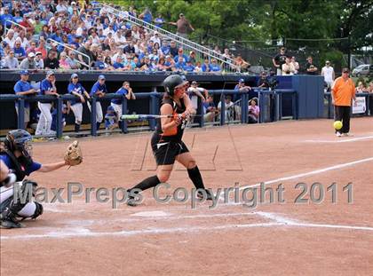 Thumbnail 1 in Minersville vs. Clarion Area (PIAA Class A Final) photogallery.