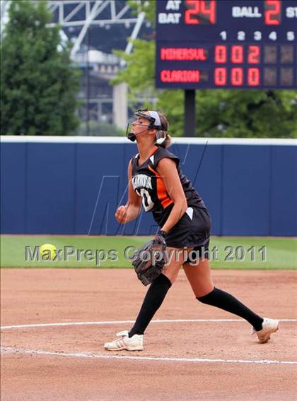 Thumbnail 2 in Minersville vs. Clarion Area (PIAA Class A Final) photogallery.