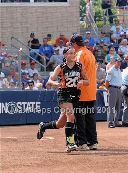 Thumbnail 1 in Minersville vs. Clarion Area (PIAA Class A Final) photogallery.