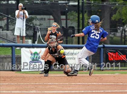 Thumbnail 1 in Minersville vs. Clarion Area (PIAA Class A Final) photogallery.